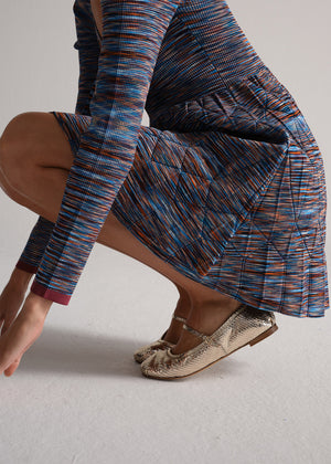 Lola Cruz Platino Pump in Gold