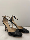 Lola Cruz Salones Court in Black