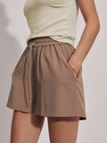 Varley Barket Short in Taupe