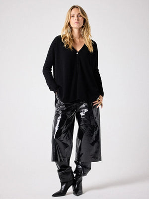 Not Shy Alicia Cardi in Black