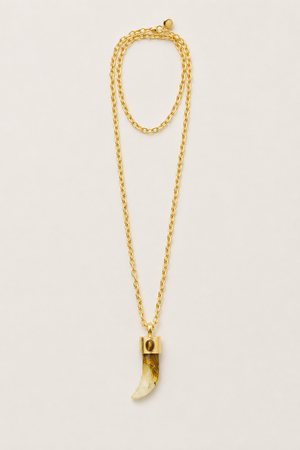 Talis Chains Shark Tooth Pendant in Gold