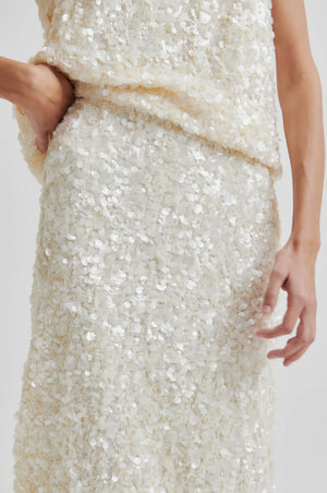 Second Female Shiny Skirt in Tofu