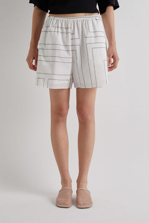 Mei Meij Shorts in White