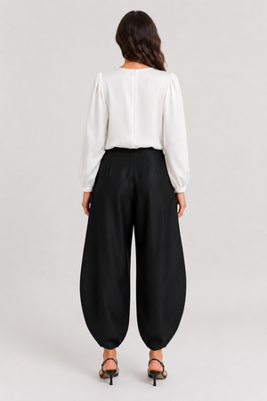 Silk 95 Five Barons Barrel Twill Pants in Black
