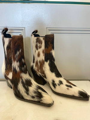 Lola Cruz Western Ankle Boots in Pony