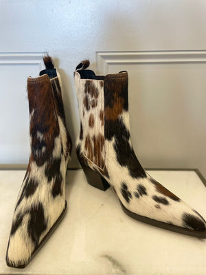 Lola Cruz Western Ankle Boots in Pony