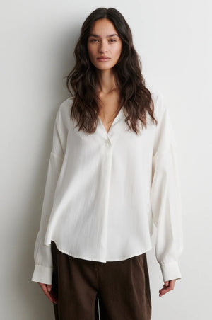 Second Female Timeline Blouse in Egret