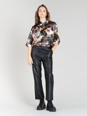 Maevy Pantvegan in Black