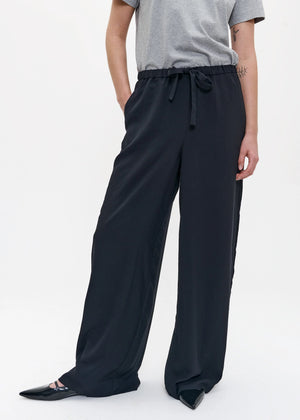 Zenggi Fluid Flint Pants in Black