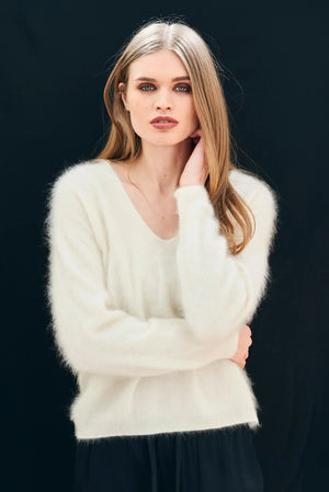 Jumper 1234 Brushed Boxy Vee in Cream