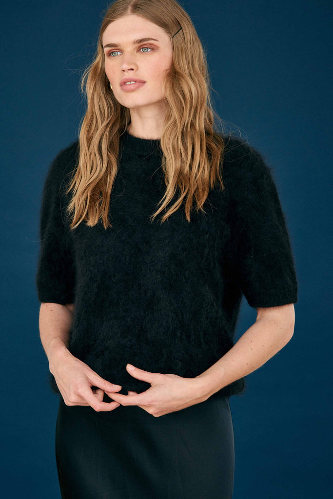Jumper 1234 Oversized Brushed T Shirt in Black