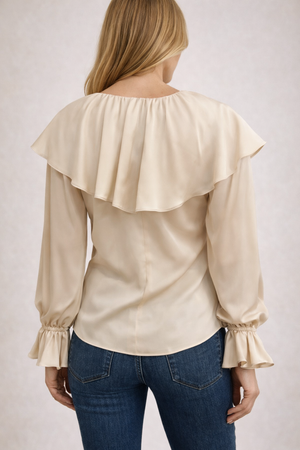 Silk 95 Five Chapelle Top in Almond