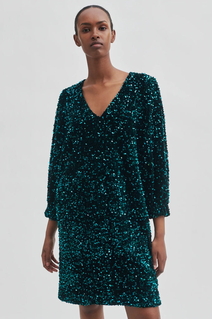 Second female green dress best sale